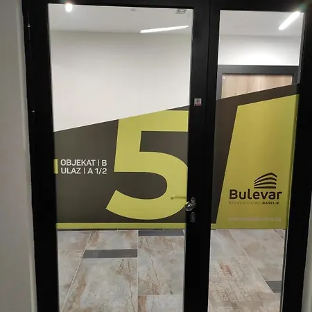 דירה Bulevar & Free Garage *