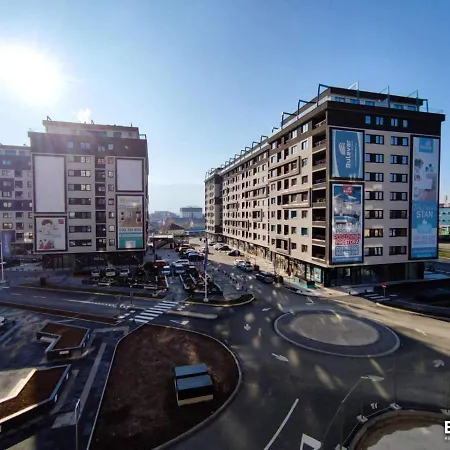 Bulevar & Free Garage