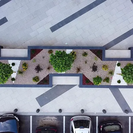 Bulevar & Free Garage Sarajevo