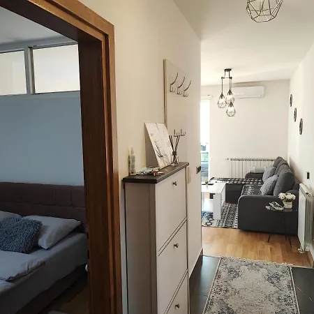 Apartamento Bulevar & Free Garage *